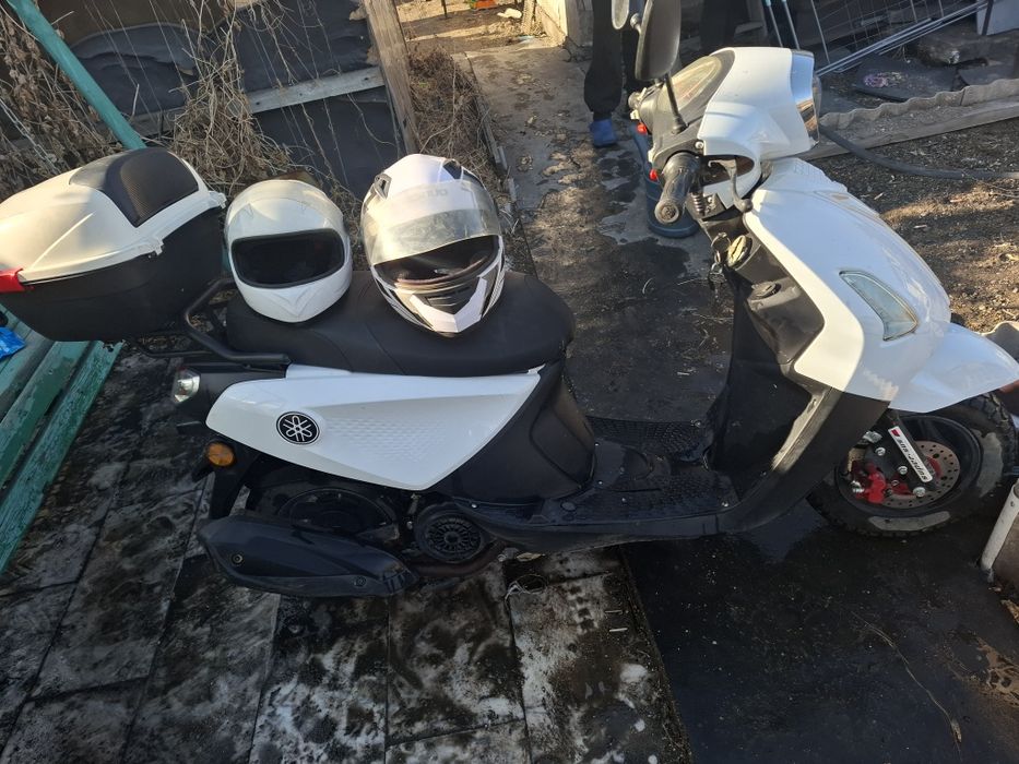 Продам скутер 2022 года