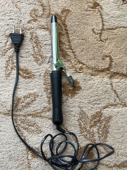 Плойка для завивки  волос