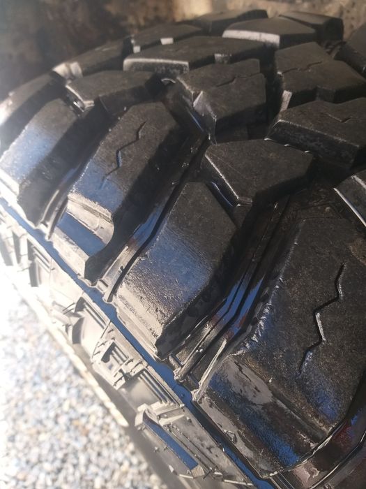 Vand roți 33 12.5 15 aproape noi