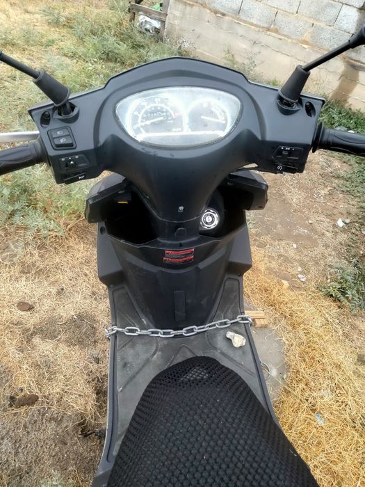 Скутер Новыи Куб 125