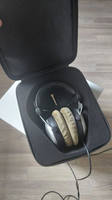 Мониторные наушники Beyerdynamic DT 880
