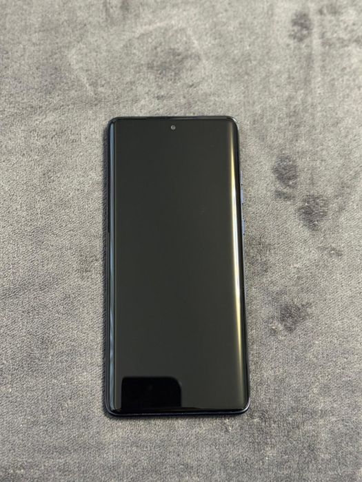 Vând Motorola Edge 60 512 GB 12 GB RAM