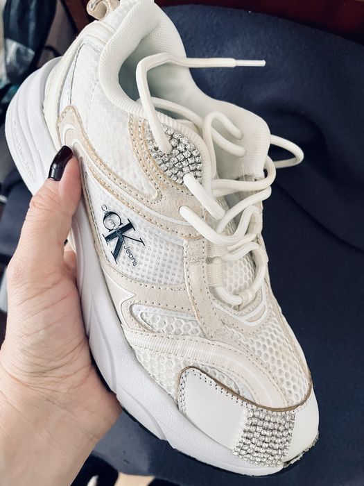 Дамски ретро маратонки Calvin Klein Jeans с камъчета