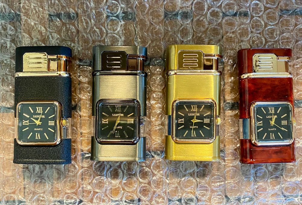 Подарок. Сувенир. Газова ветроустойчива запалка с часовник.