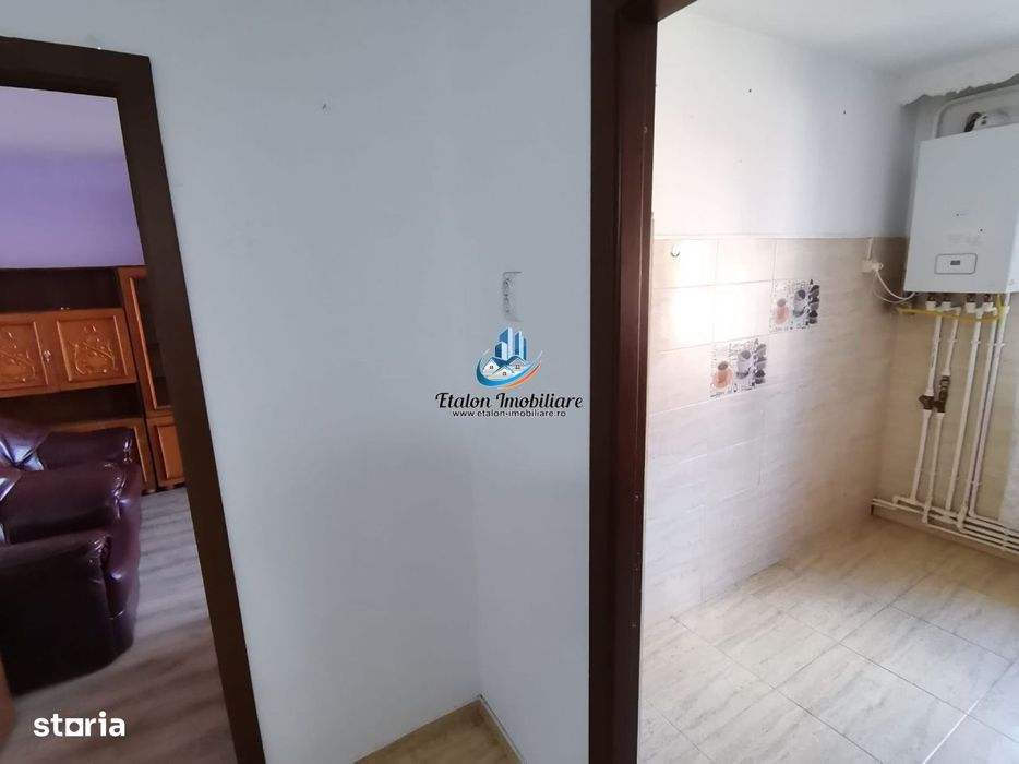 Apartament 2 camere, etaj 3, zona ultracentrala, Piatra Neamt — fotografia 3