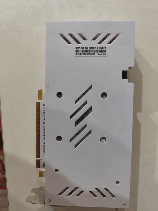 Продам видеокарту рх 580
