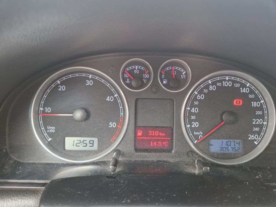 VOLKSWAGEN Passat 2004 — imagine 2