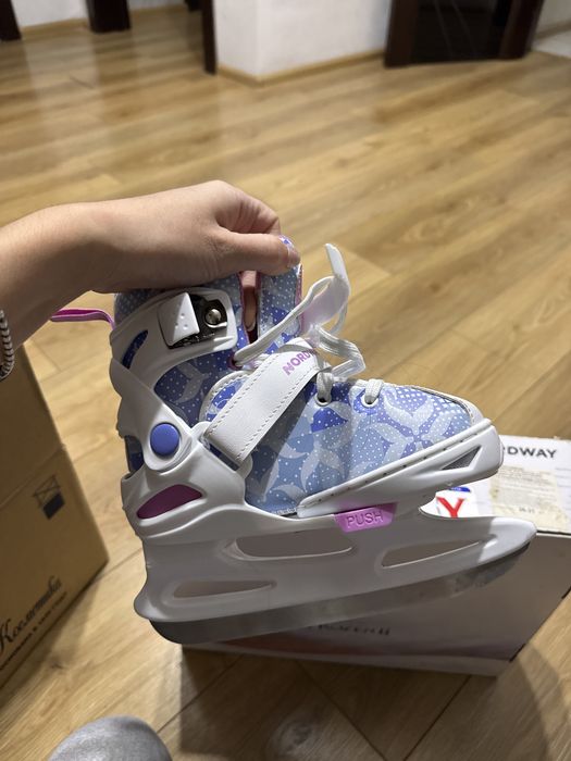 Коньки детские с шлемом