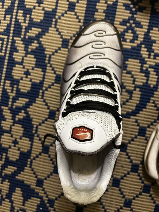 Vand Nike tn folositi aproape 2 saptamani , ei vin fara talpic