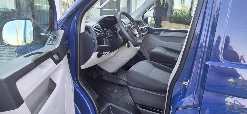 Transporter T6 2l 3 locuri