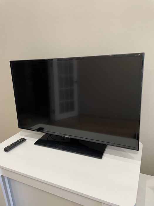 Телевизор Samsung LED