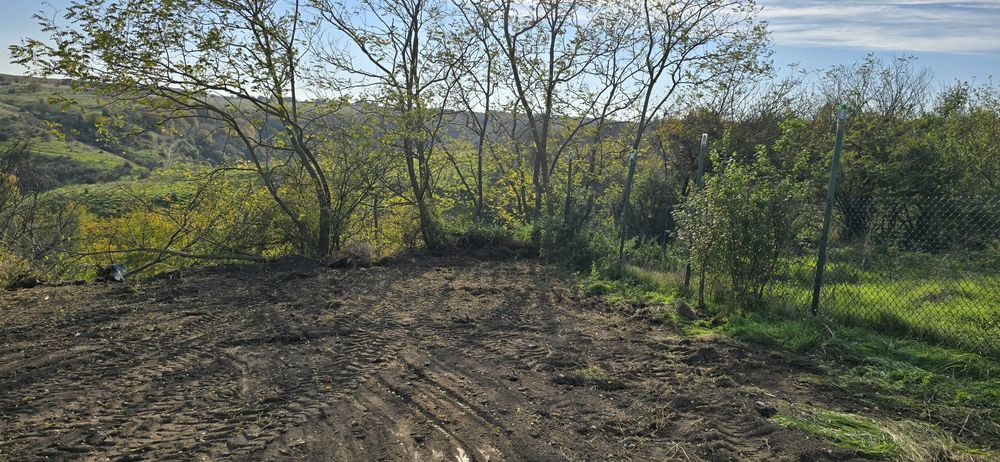 Продавам стара къща за ремонт - 98 м² село Дебрене, обл. Добрич