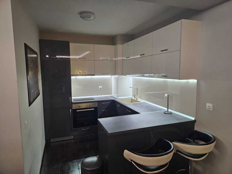 Дава се под наем Двустаен апартамент в София, Витоша - 74 кв.м за 747.66 € - Снимка #5