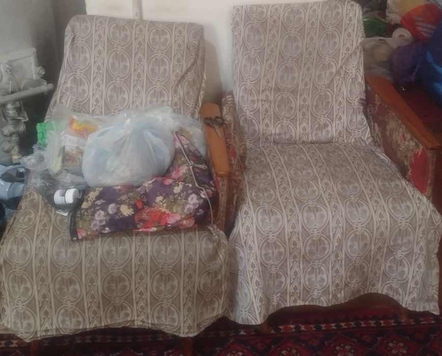 Stol Dumaloq Oshxona Stuli Kreslo 2ta Xontaxtayam Bor Hammasi 300000