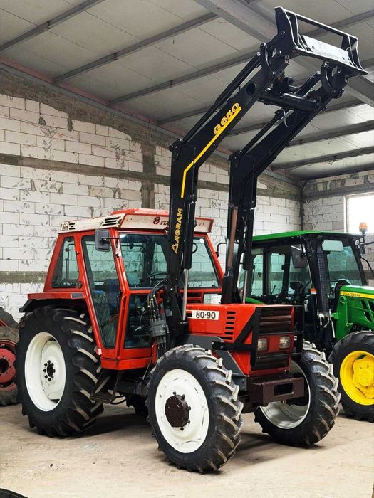 Tractor Fiat Agri 80 90 Incarcator Profesional AGRAM 3600 ore Fiat 70 90 Fiat 82 94 Fiat 88 94 New Holland Case John Claas