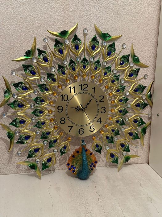 Часы настенные павлин