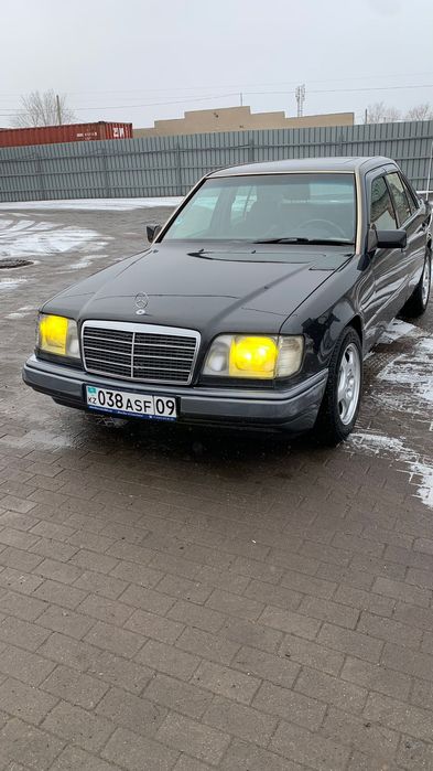 Мерседес 124 320