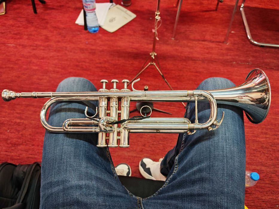 Продавам тромпет Yamaha 4335