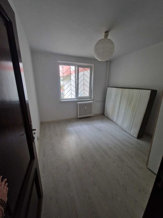 Apartament de inchiriat