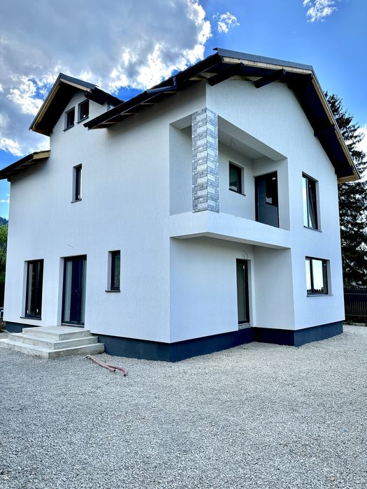 Casa de vanzare