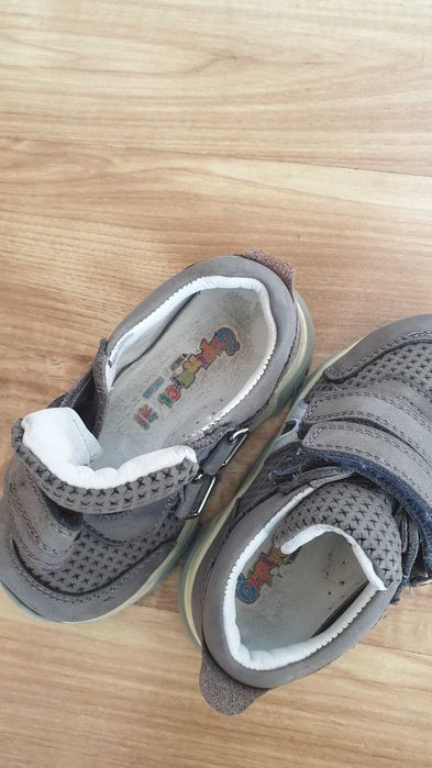 Кроссовки, ботинки