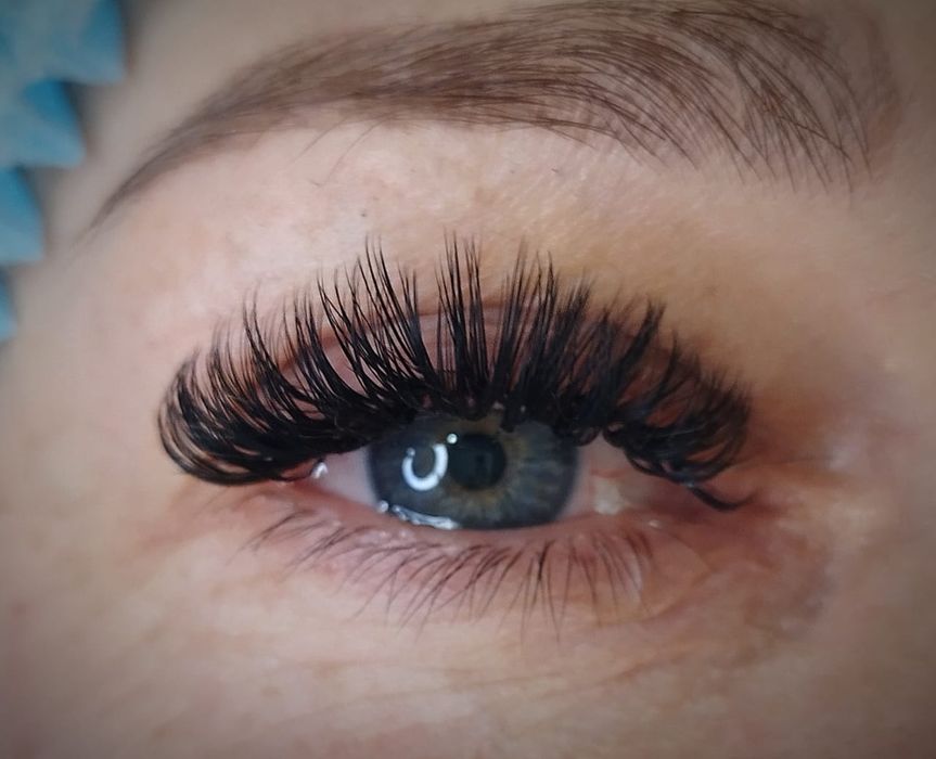 Наращивание ресниц