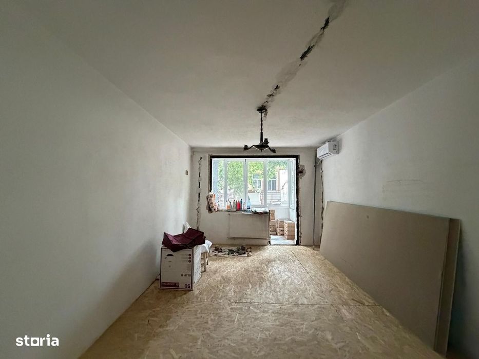 2 camere et 1 vedere spate Calea Grivitei-Gara de Nord