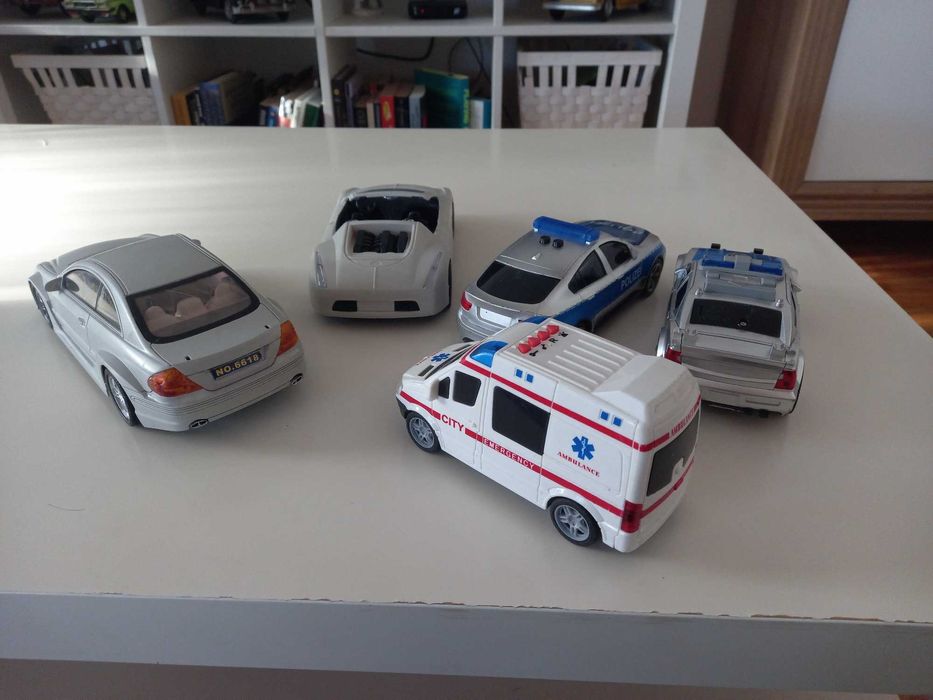 Големи играчки, Hummer и други колички