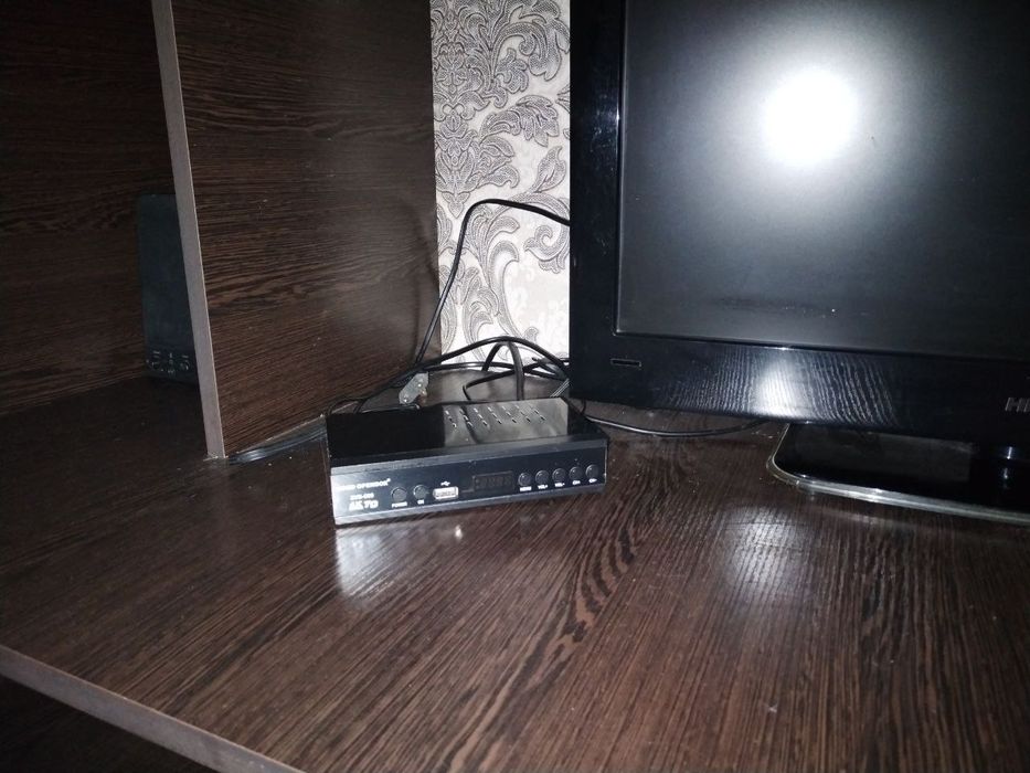 Продается телевизор с тюнером