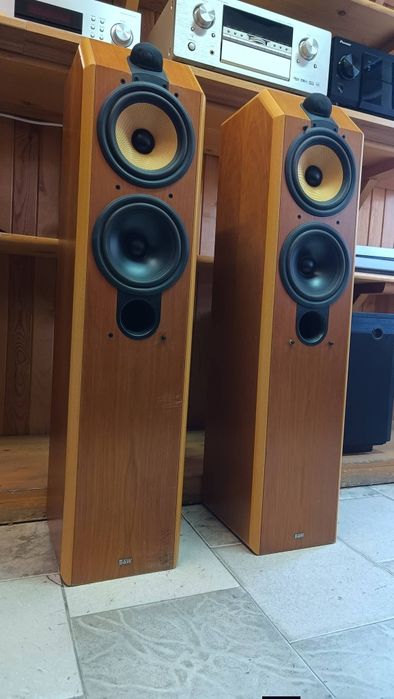 Трилентови тонколони Bowers & Wilkins CDM 7