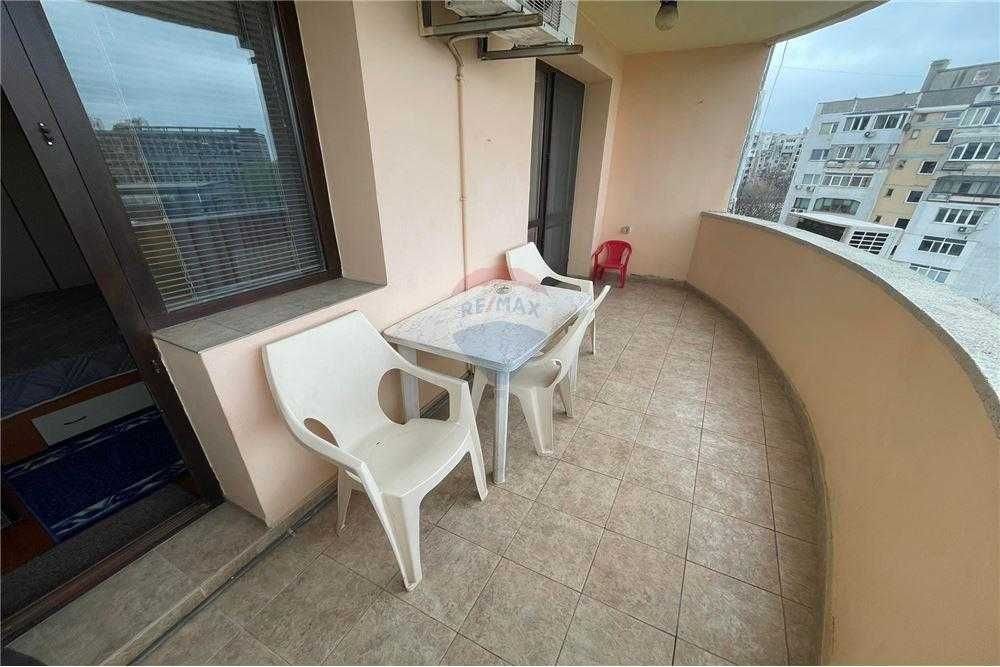 Дава се под наем Тристаен апартамент в Варна, Завод Дружба - 115 кв.м за 612 € - Снимка #18