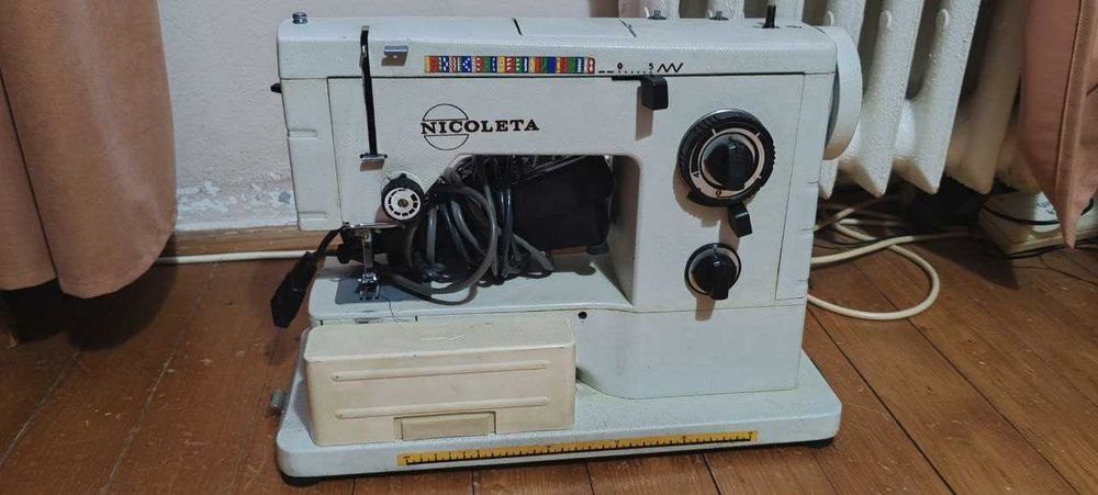 Masina de cusut Nicoleta