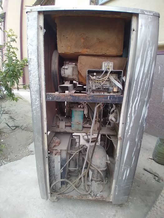 Muzqaymoq apparatlar sotiladi narxi 5 mln
