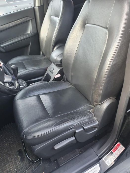 Scaune fata piele cu incalzire bancheta si spatar auto cu 7 locuri Che