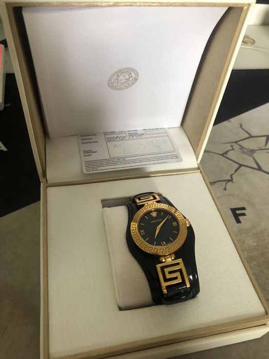 женские часы Versace