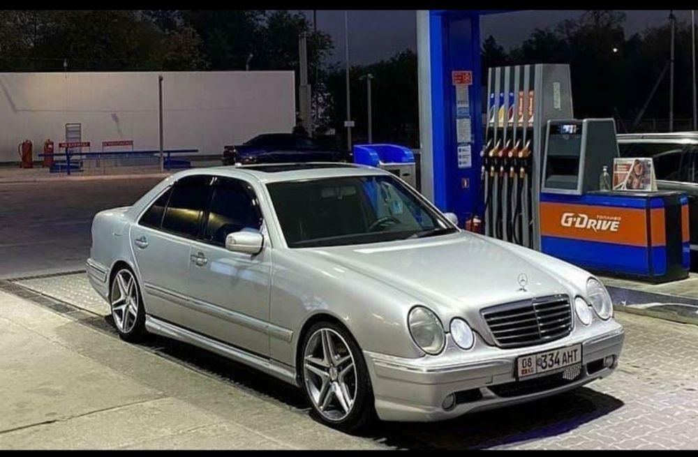 Бампер на мерседес w210 ресталинг е55
