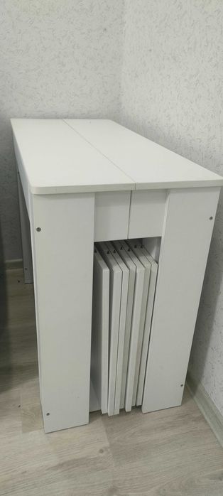 Мебель для гостиной, стол