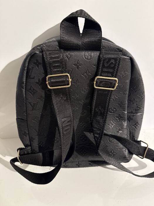 Ghiozdan louis vuitton