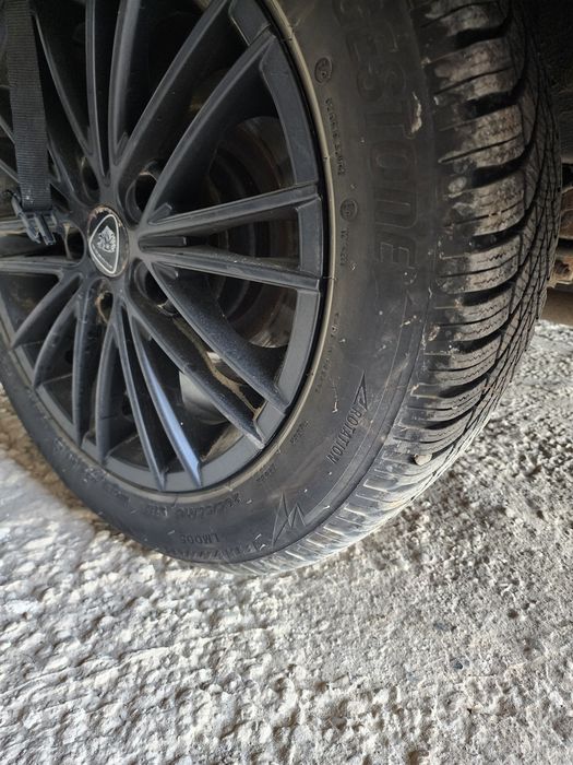 BMW 320 E91 din 2006 .Pentru mai multe detalii sunați la numărul 0743377544 Prețul este negociabil