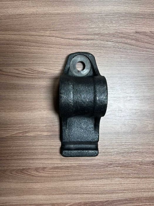 Ушко рессоры на прицепы Нефаз, Сзап.