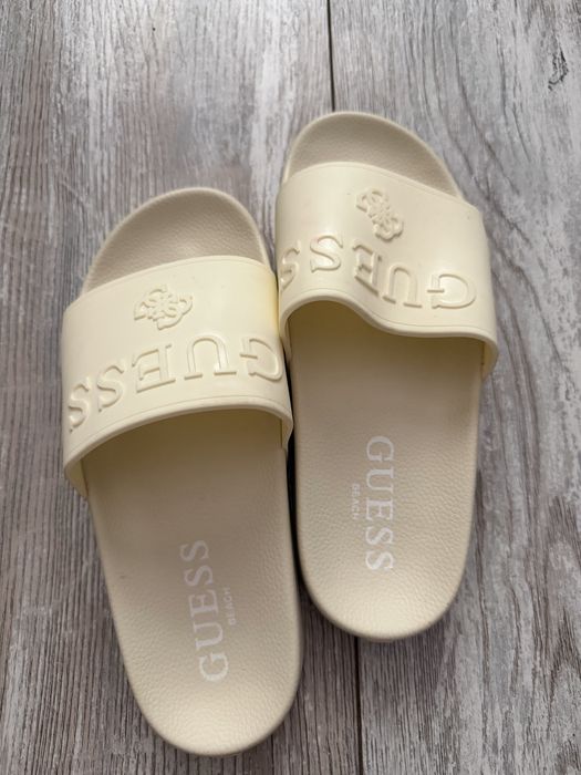 Шлепки guess. Оригинал