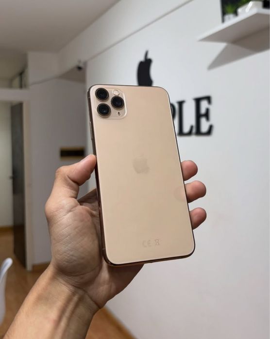 Продам Айфон 11 Pro Max 64gb