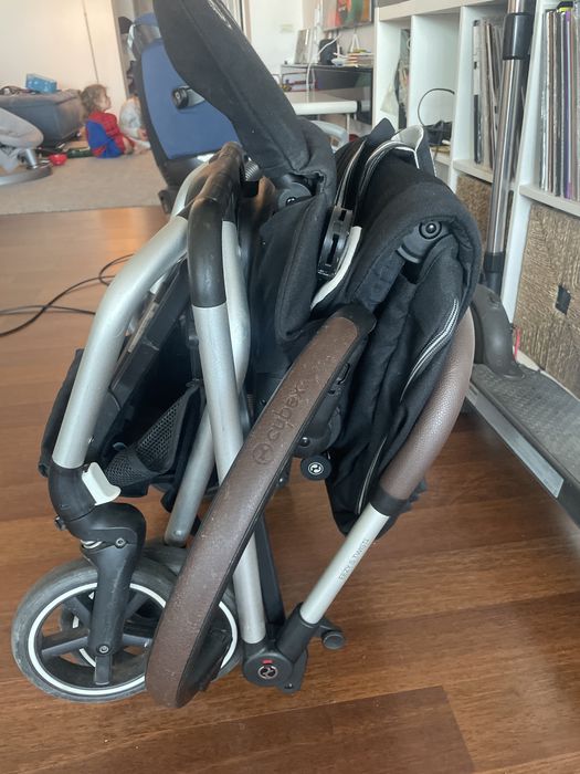 Cybex Eezy S Twist +2