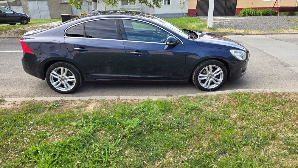 Volvo s60 2.0 diesel 5 pistoane an 2010