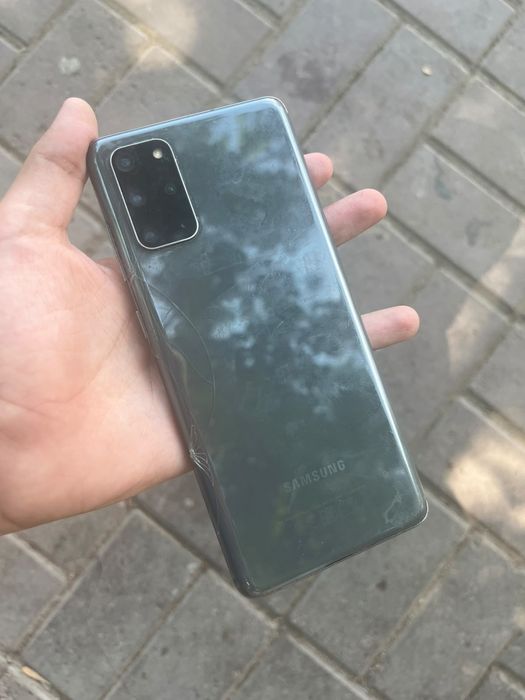 Samsung s20plus +