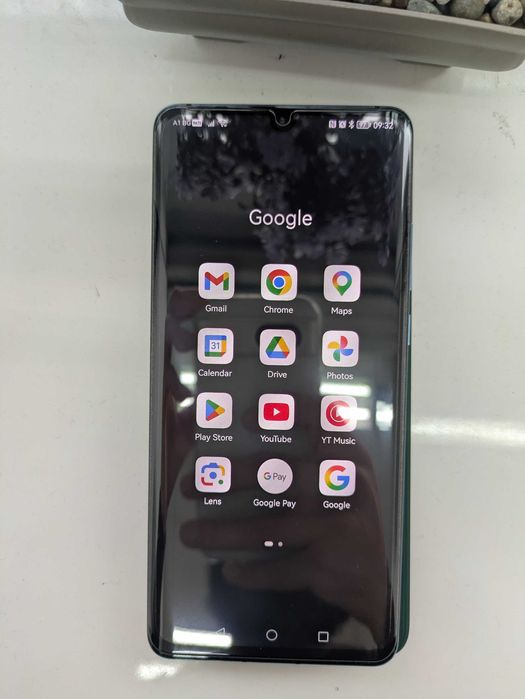 Huawei P30 Pro 8GB RAM / 256 ROM + Huawei Freebuds 3