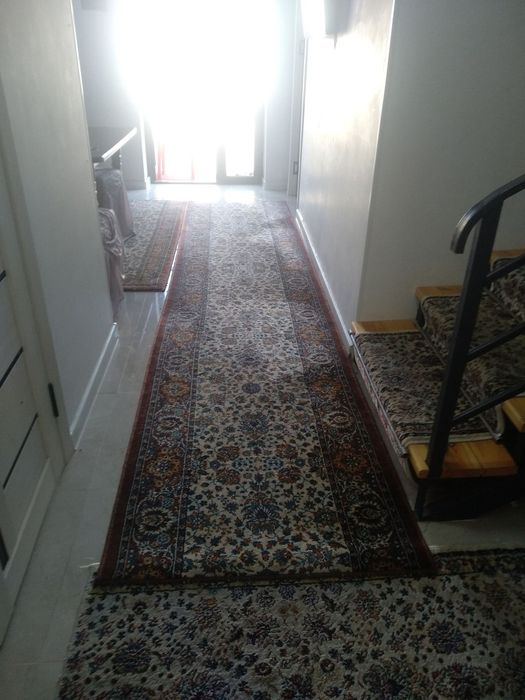 1,5 sotikga qrilgan 160 kv metrlik katej