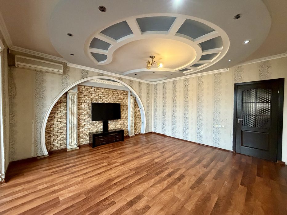 Срочно продам 3х комнатную квартиру Юнусабад 17 квартал