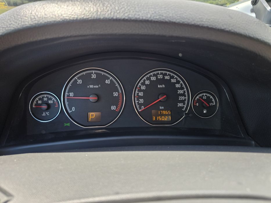 Opel Signum 1.9 CDTI 150 CP Automat (2007)