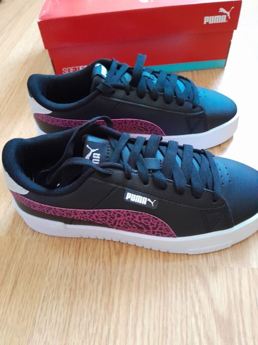 Puma femei, nr. 37.